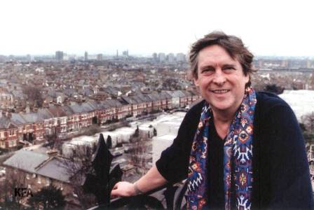 Jeremy sur le toit terrasse de son penthouse 1991